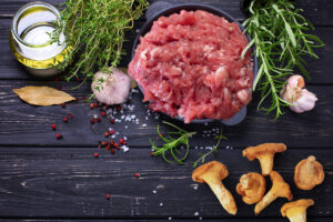 Longaniza esparracada con setas